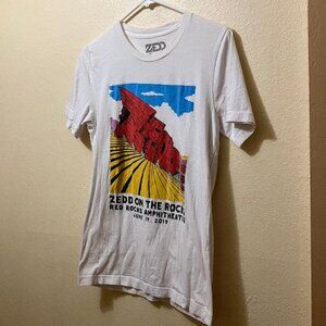 Zedd On The Rocks White Red Rocks Morrison Colorado T-Shirt Size Adult Small